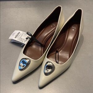 Zara white leather 1.6” heel with Elegant Design